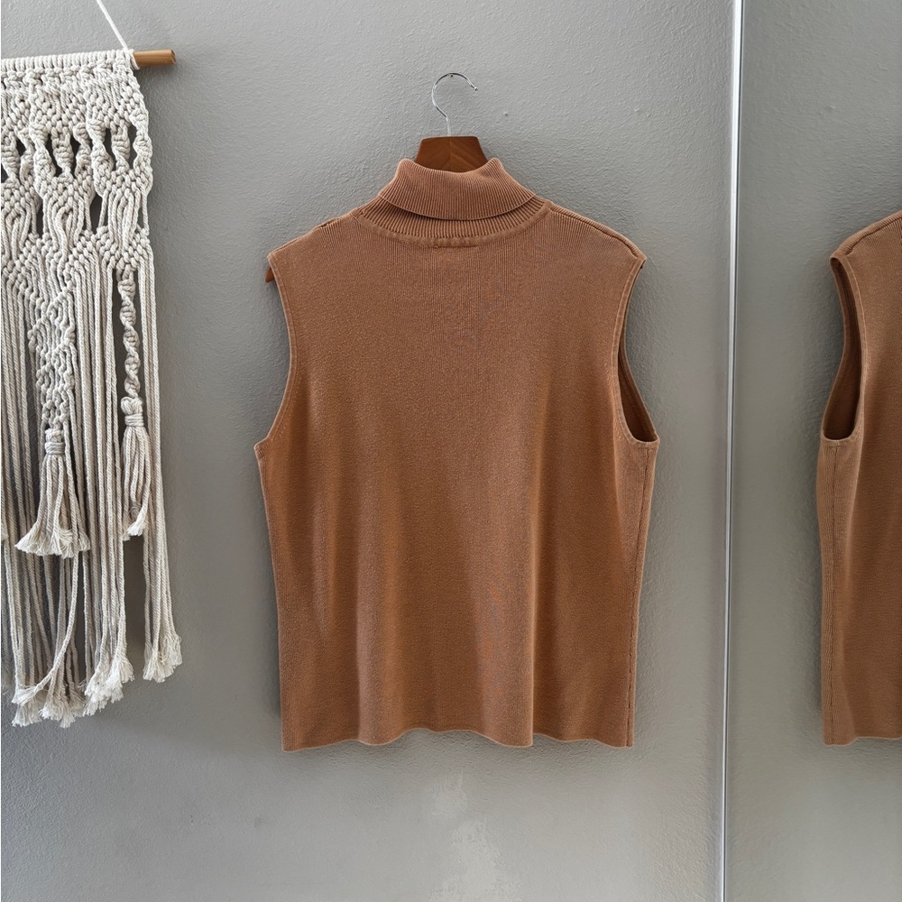 Tan Ribbed Sweater Tank - Picture 4 of 4